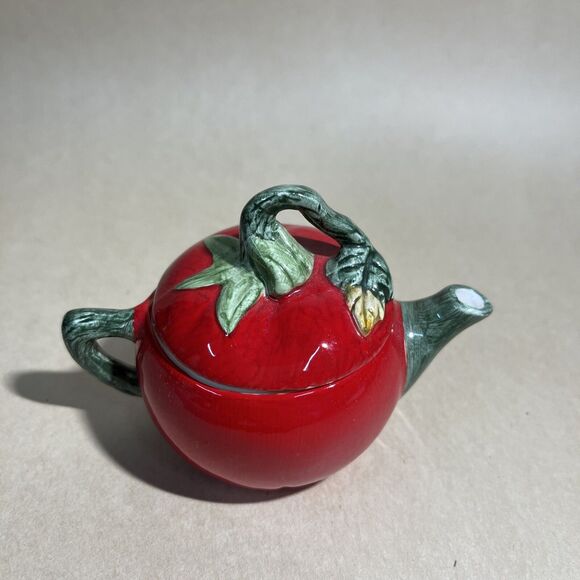 Vintage 2 Russ Miniature Teapot Tomato Garden Festival & Green Cabbage EUC - Picture 2 of 12
